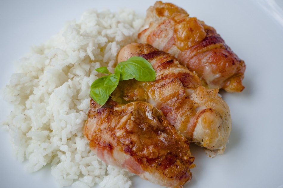 Mozzarellával töltött csirkemell